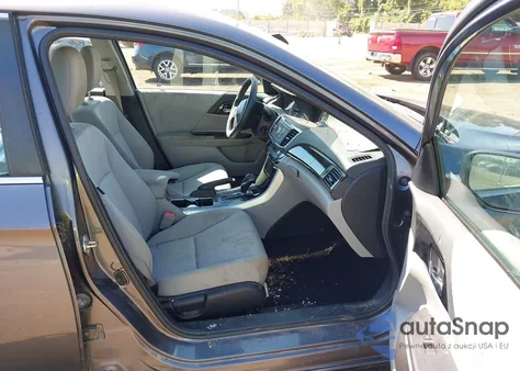 2017 Honda Accord Lx z USA, uszkodzony, nr VIN 1HGCR2F35HA172967